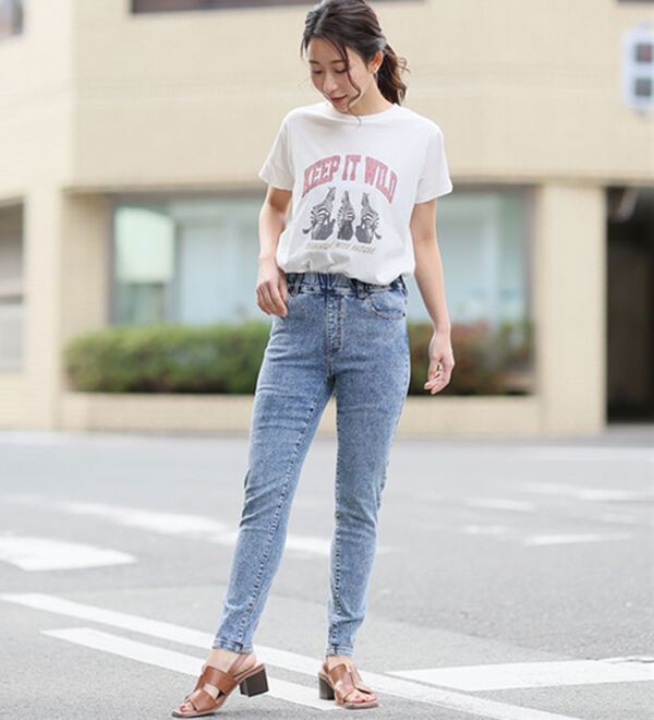 A HAPPY MARILYN（アハッピーマリリン）の「【Ｍ～８Ｌ】夏でもひんやり。足元に魔法をかけて。接触冷感 UV 魔法の美ライン ストレッチ スキニー デニムパンツ（スリム・スキニーパンツ）」｜詳細画像