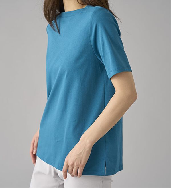 BELLUNA（ベルーナ）の「艶やか綿１００％シンプルプルオーバー（カットソー）」｜詳細画像