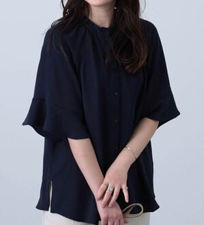 BELLUNA（ベルーナ）の「衿フリル華やかデザインブラウス（ブラウス）」｜詳細画像