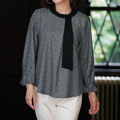 BELLUNA（ベルーナ）の「プリントボウタイブラウス（ブラウス）」