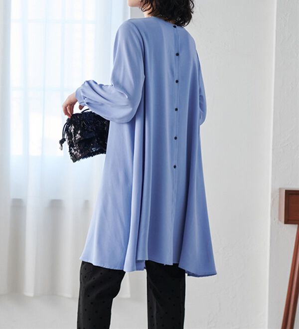 RANAN（ラナン）の「２ＷＡＹボタン使いフレアーブラウス（ブラウス）」｜詳細画像