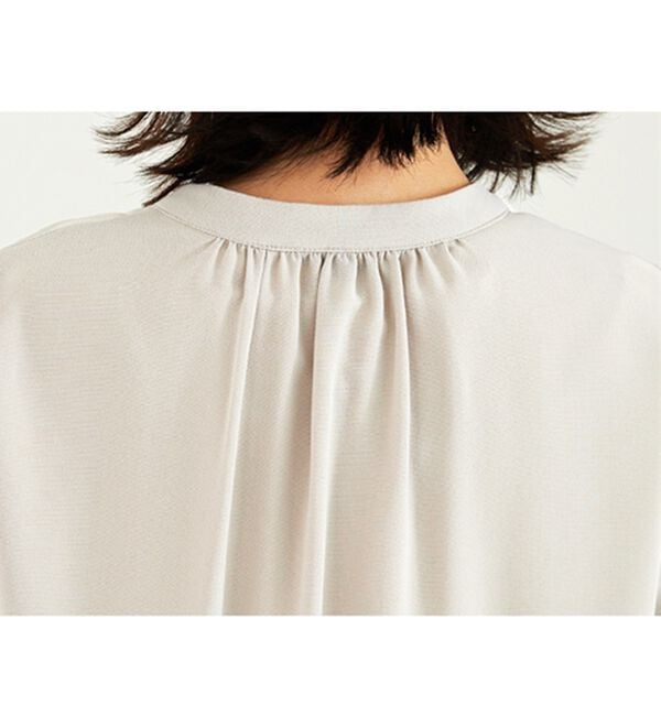 BELLUNA（ベルーナ）の「とろみ素材ポケットデザインブルゾン（ブルゾン）」｜詳細画像