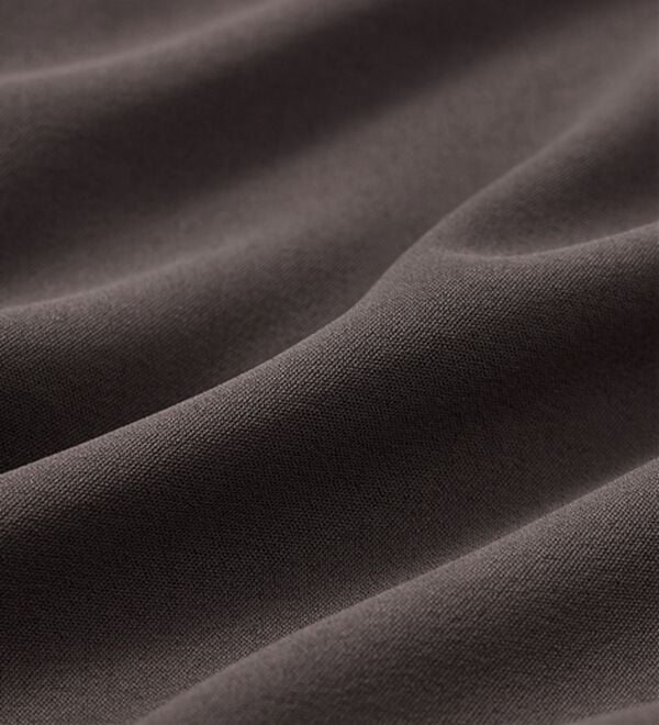 Viola e Viola（ヴィオラ エ ヴィオラ）の「さらさらＥＡＳＹ　前後２ＷＡＹヘンリーネックＴブラウス（ブラウス）」｜詳細画像