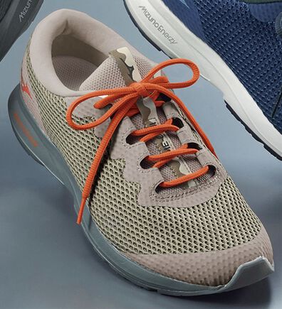 「＜ミズノ＞高反発カジュアル軽量シューズ（メンズスニーカー）」