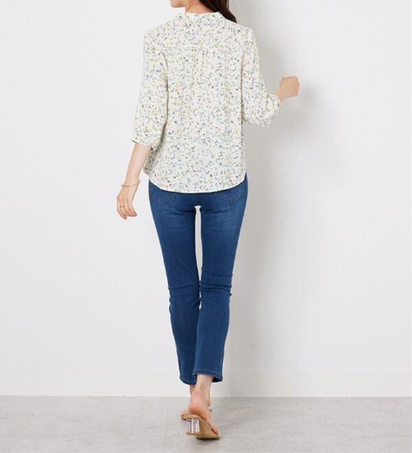 BELLUNA（ベルーナ）の「【接触冷感】レーヨン素材ギャザー使いプリントブラウス（ブラウス）」｜詳細画像