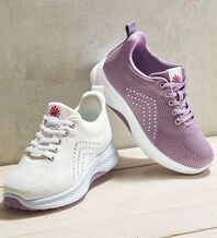 BELLUNA（ベルーナ）の「手を使わずに履けるニットスニーカー（スニーカー）」