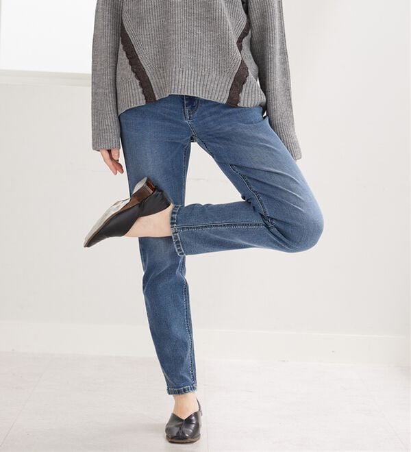 BELLUNA（ベルーナ）の「やわらかストレッチデニム素材スリムパンツ（フルレングスパンツ）」｜詳細画像