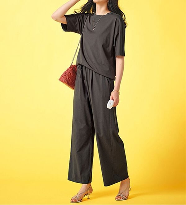 BELLUNA（ベルーナ）の「ひんやり！綿混裾ラウンドプルオーバー（カットソー）」｜詳細画像