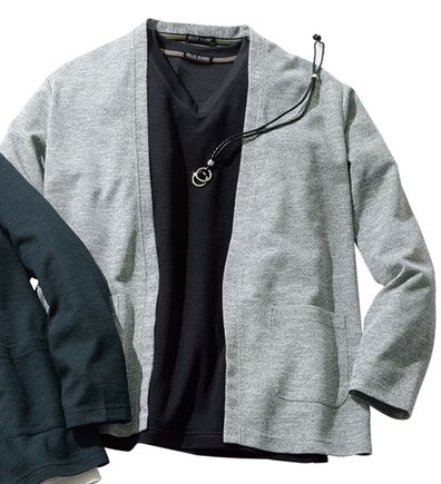 「大人のアクセ付カーデアンサンブル（メンズカーディガン）」