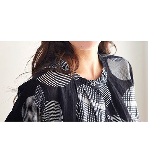 BELLUNA（ベルーナ）の「ナチュラル柄プリントブラウス（チュニック）」｜詳細画像