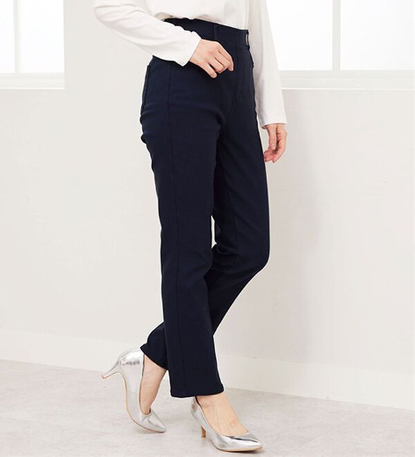 BELLUNA（ベルーナ）の「裏起毛ツイル素材ストレッチパンツ（フルレングスパンツ）」｜詳細画像