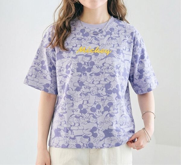BELLUNA（ベルーナ）の「＜Ｄｉｓｎｅｙ＞【ミッキー】総柄プリントボックスシルエットTシャツ（カットソー）」｜詳細画像