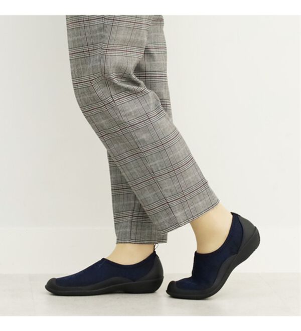 BELLUNA（ベルーナ）の「改良版幅広のびの～びクッションシューズ（スリッポン）」｜詳細画像