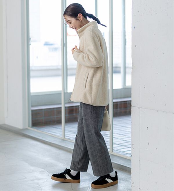 BELLUNA（ベルーナ）の「裏フリースボア素材スタンドネックブルゾン（ブルゾン）」｜詳細画像