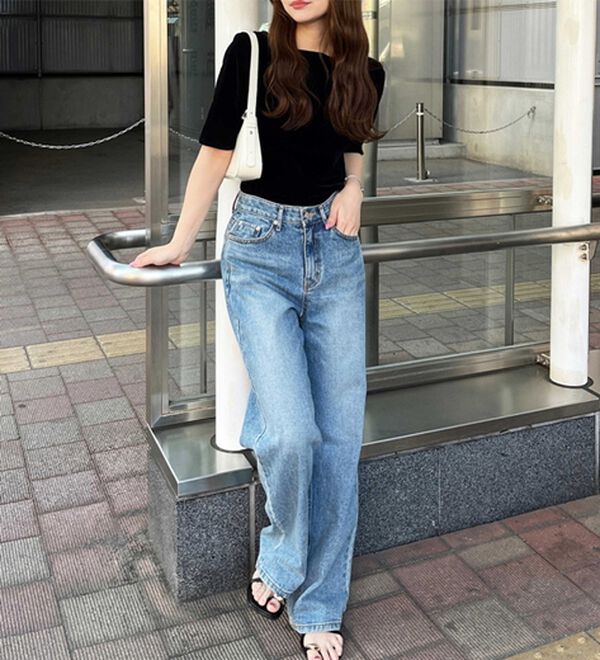 GeeRA（ジーラ）の「ベロアバックオープンカットソー（カットソー）」｜詳細画像