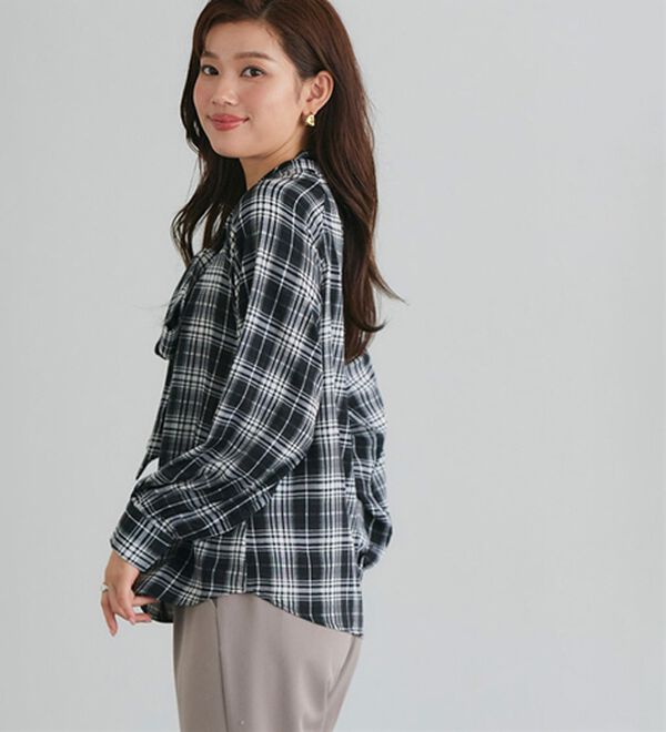 Pierrot（ピエロ）の「選べる柄２ｗａｙリボンブラウス（ブラウス）」｜詳細画像