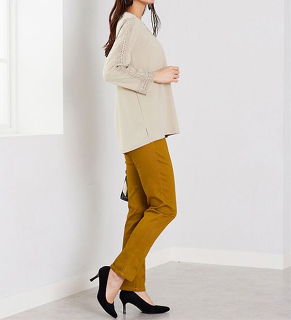 BELLUNA（ベルーナ）の「カットジョーゼット素材レース使いブラウス（カットソー）」｜詳細画像