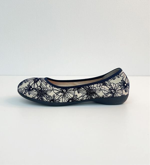 BELLUNA（ベルーナ）の「日本製やわらか軽量パンプス（パンプス）」｜詳細画像