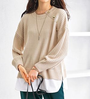 BELLUNA（ベルーナ）の「金ボタン使い重ね着風ニットチュニック（チュニック）」｜アイボリー