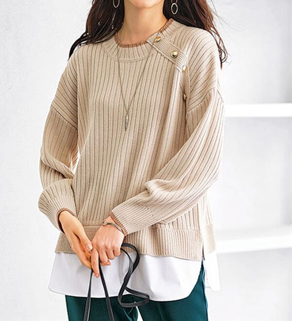 BELLUNA（ベルーナ）の「金ボタン使い重ね着風ニットチュニック（チュニック）」｜アイボリー