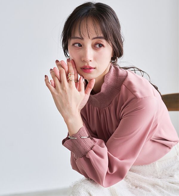 RANAN（ラナン）の「スカラップリブニット使いブラウス（ブラウス）」｜詳細画像