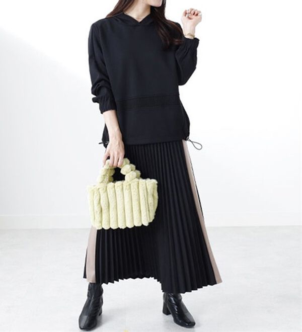 BELLUNA（ベルーナ）の「【Ｌａｇｒｉｌｕａ】裾スピンドル使いパーカー（パーカー）」｜詳細画像