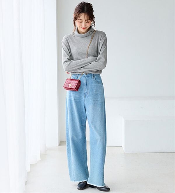 BELLUNA（ベルーナ）の「まるでニット！サラッと軽いリブハイネックプルオーバー（カットソー）」｜詳細画像