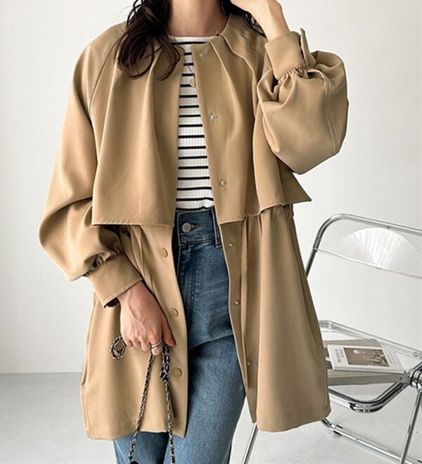 GeeRA（ジーラ）の「ケープデザインミドル丈マンパー（ブルゾン）」｜詳細画像