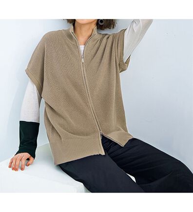 BELLUNA（ベルーナ）の「綿１００％ダブルジップニットベスト（ベスト）」