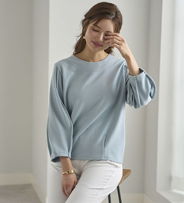 BELLUNA（ベルーナ）の「袖ボリュームタックプルオーバー（カットソー）」｜詳細画像