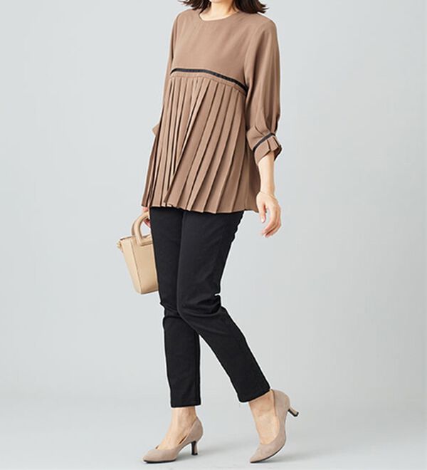 BELLUNA（ベルーナ）の「【Ｌａｇｒｉｌｕａ】配色ライン使いタックデザインブラウス（ブラウス）」｜詳細画像