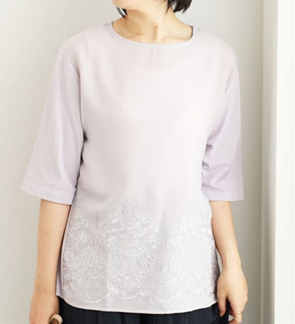 BELLUNA（ベルーナ）の「異素材切替裾刺しゅうチュニック（チュニック）」｜パープルグレー