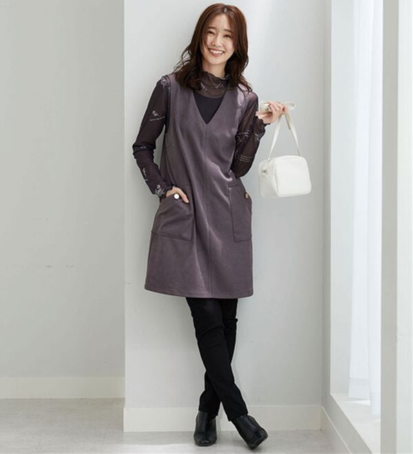 BELLUNA（ベルーナ）の「金ボタン使いスエード調ジャンパ―ドレス（ジャンパースカート）」｜詳細画像