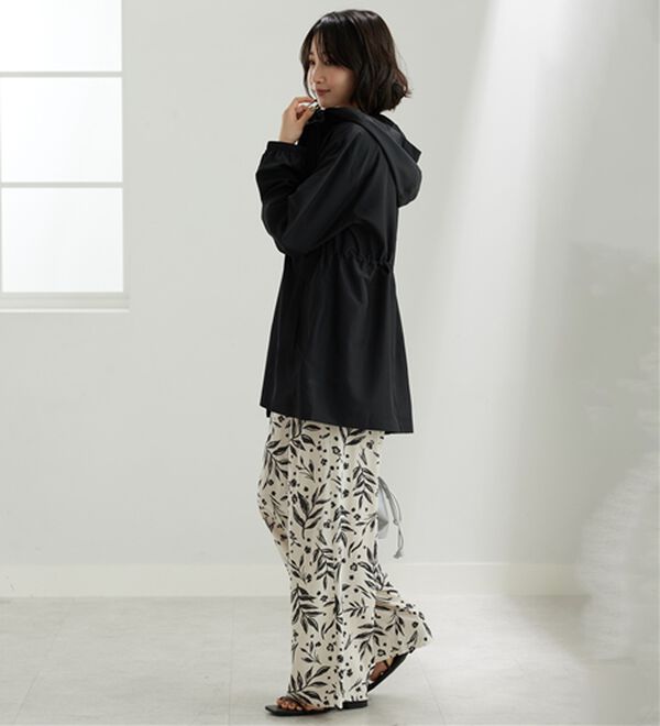 BELLUNA（ベルーナ）の「はっ水加工ドロスト使い軽量パーカー（その他ジャケット）」｜詳細画像