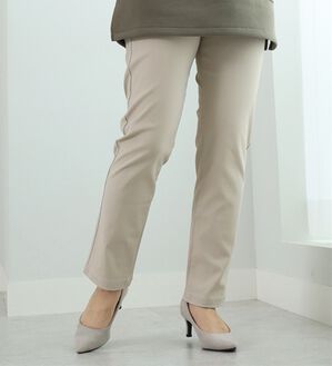 BELLUNA（ベルーナ）の「嬉しい機能付！スマートシルエット美脚ラインパンツ（フルレングスパンツ）」｜アイボリー