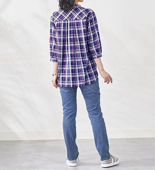 BELLUNA（ベルーナ）の「綿１００％刺しゅうデザインシャツ（シャツ）」｜詳細画像