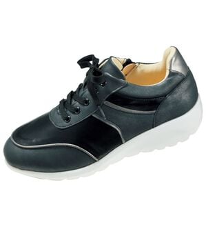 BELLUNA（ベルーナ）の「５Ｅ切替デザインレースアップシューズ（スニーカー）」｜黒