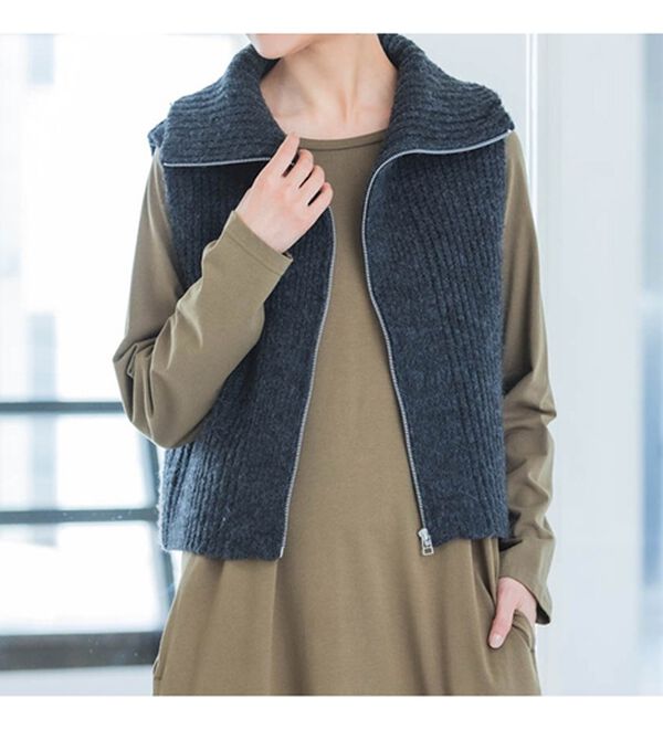 RANAN（ラナン）の「ファスナー付ニットベスト（ベスト）」｜詳細画像