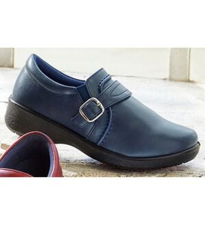 BELLUNA（ベルーナ）の「５Ｅベルトデザイン幅広シューズ（フラットシューズ）」｜ネイビー