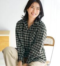 BELLUNA（ベルーナ）の「《ＨｕｇＲｅａｍコットン》ポケットシャツ（シャツ）」