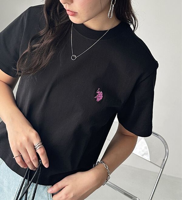 GeeRA（ジーラ）の「【Ｕ．Ｓ．　ＰＯＬＯ　ＡＳＳＮ．】ショート丈Ｔシャツ（Tシャツ）」｜ブラック