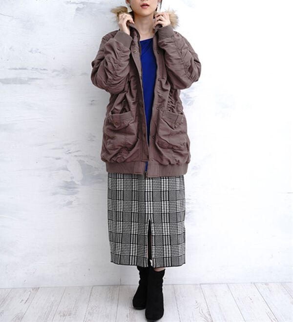 A HAPPY MARILYN（アハッピーマリリン）の「【Ｌ～６Ｌ】リブ使い裏ボア長袖モッズコート（ロングコート）」｜詳細画像