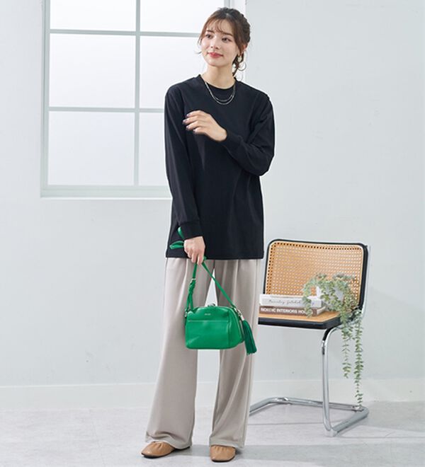 BELLUNA（ベルーナ）の「夏でも着られる強撚綿１００％長袖プルオーバー（カットソー）」｜詳細画像