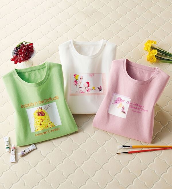 花を持つワンピースの少女いわさきちひろリトグラフ作品