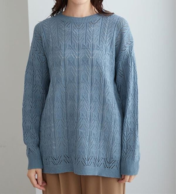 BELLUNA（ベルーナ）の「幾何柄透かし編ニットチュニック（チュニック）」｜詳細画像