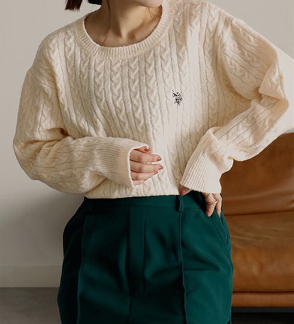 RANAN（ラナン）の「＜U.S.POLO ASSN.ユーエスポロアッスン＞ ワンポイントケーブルニット（ニット・セーター）」｜オフベージュ