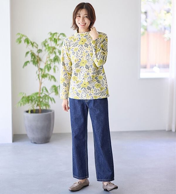 LAVIENNE（ラヴィエンヌ）の「薄手ストレッチフリースのプリントハイネック長袖（ニット・セーター）」｜詳細画像