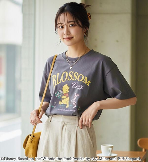 BELLUNA（ベルーナ）の「＜Disney＞【プー】発泡プリントボックスシルエットTシャツ（Tシャツ）」｜スミクロ