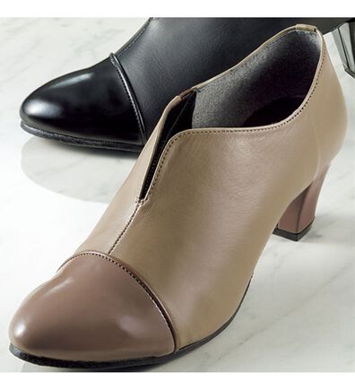 BELLUNA（ベルーナ）の「日本製牛革防水パンプス（パンプス）」