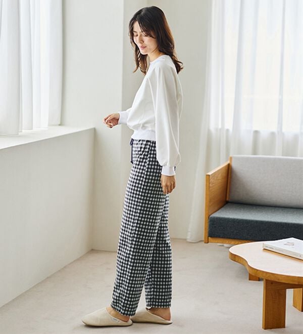 LAVIENNE（ラヴィエンヌ）の「肌側綿１００％あったかフリースボトム（その他パンツ）」｜詳細画像